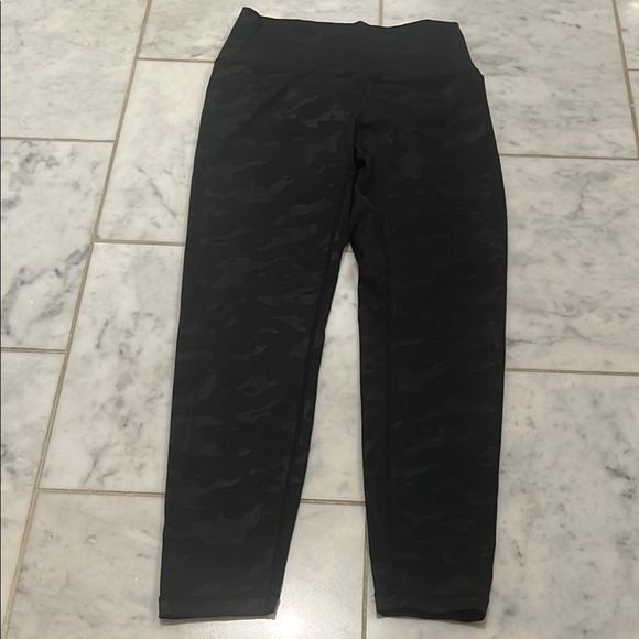 Black Camouflage Leggings. Three quarter length. - Picture 1 of 3